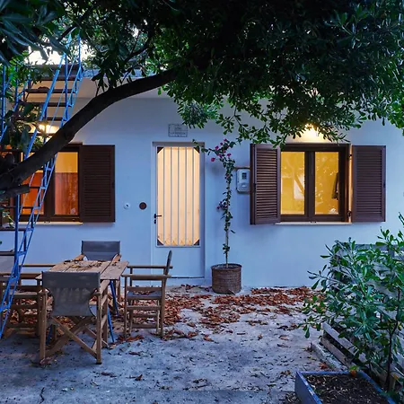 Holiday home The Light House Chorefto