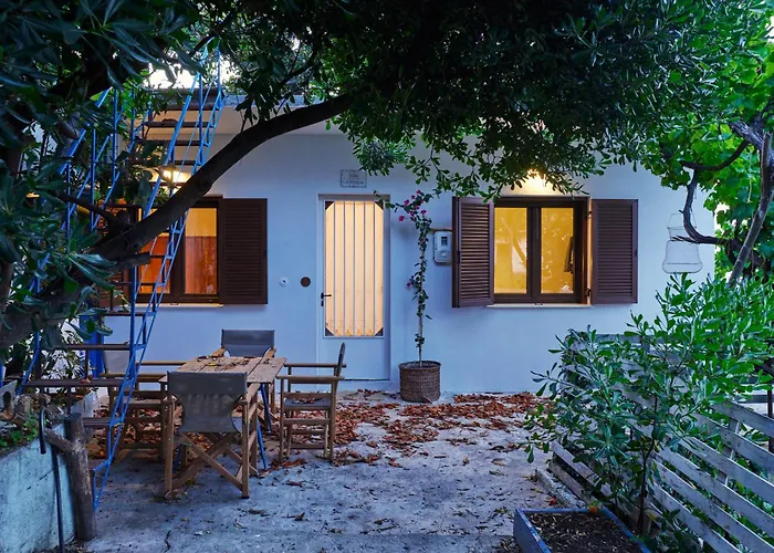 Case de vacanță The Light House Chorefto