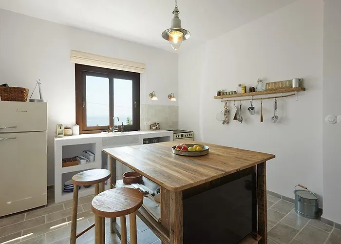 The Light House Chorefto Case de vacanță *